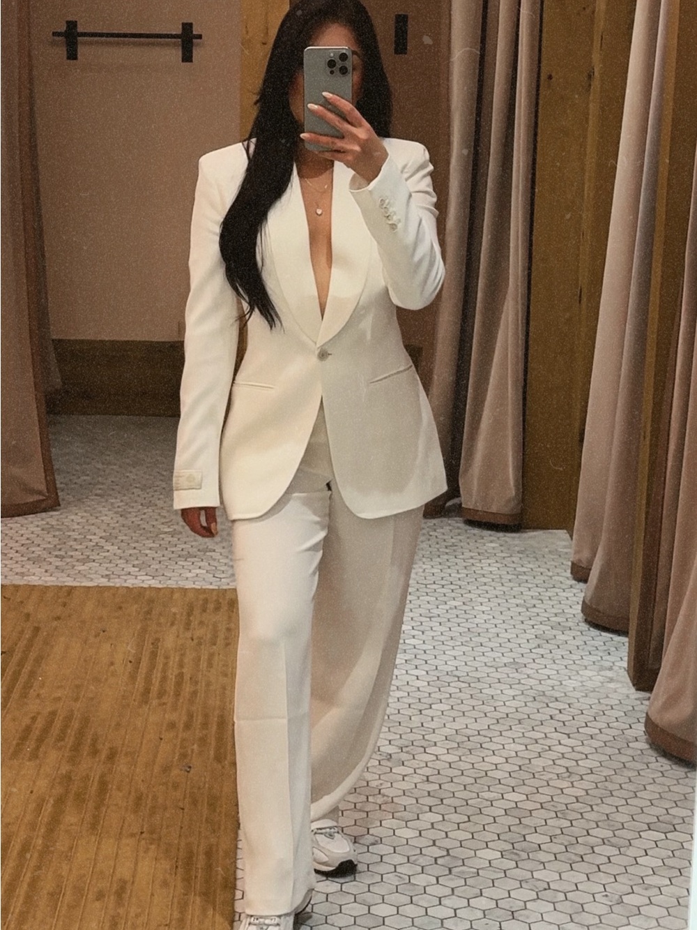 Aritzia Cream Single-Button Tailored Blazer